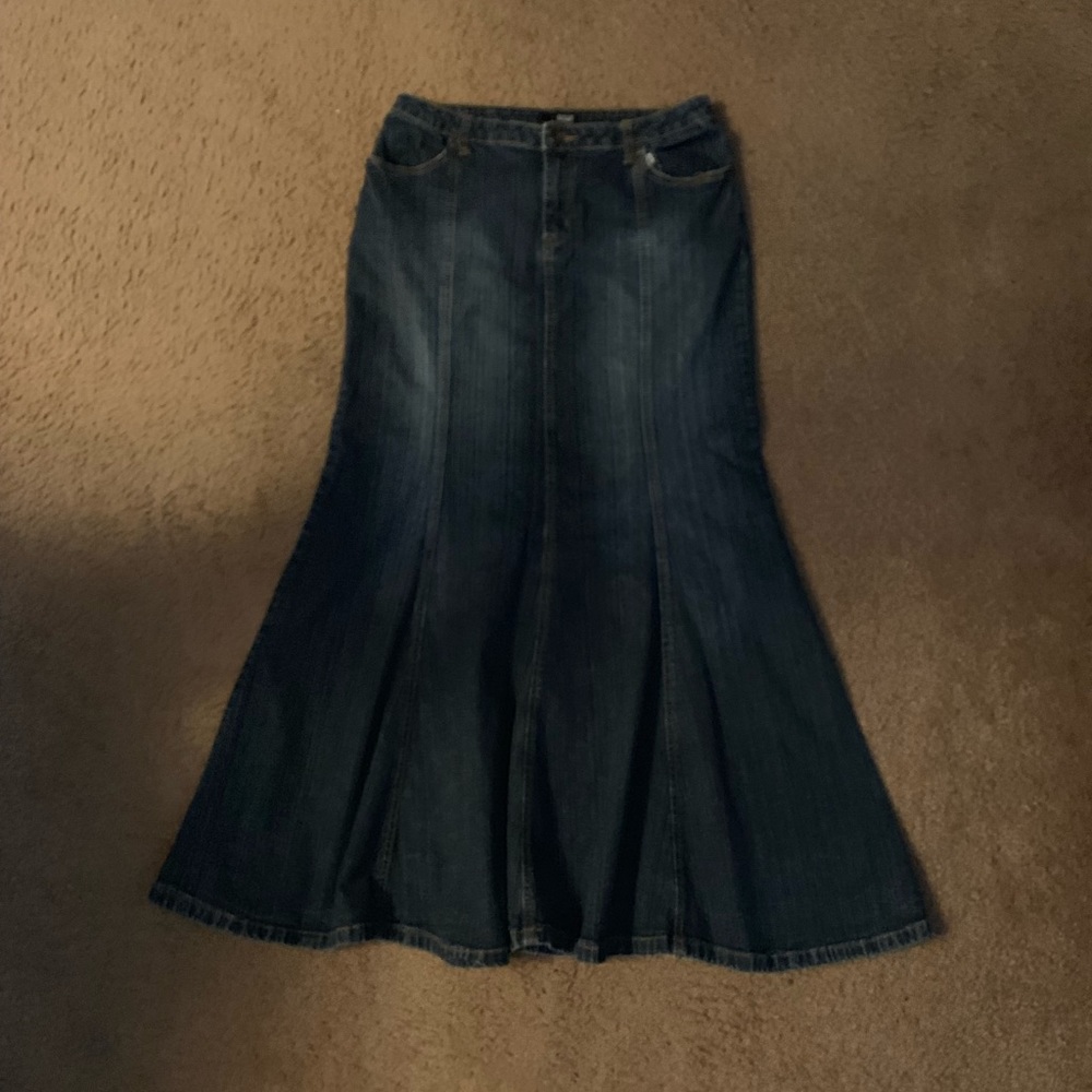 Ana long denim jean skirt sz 8